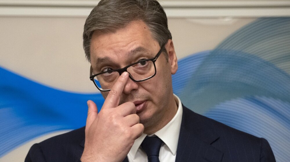 "Srbija je na prekretnici”: Šta Politiko piše o najavi Vučića da će izbori biti u decembru? 1