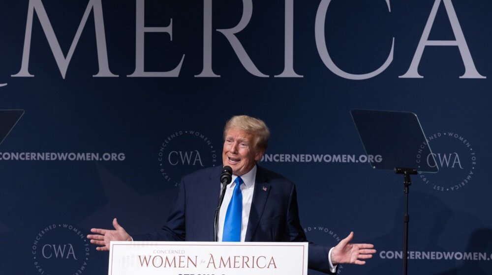 "Suđenje koje preti da zapečati Trampovu poslovnu karijeru": Bivši predsednik SAD danas u sudnici po tužbi za finansijske malverzacije 1