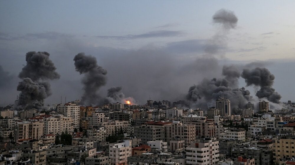 Broj raseljenih osoba u pojasu Gaze premašio 187.000, Izrael granatirao Liban i isprovocirao Hezbolah koji je uzvratio raketama 1