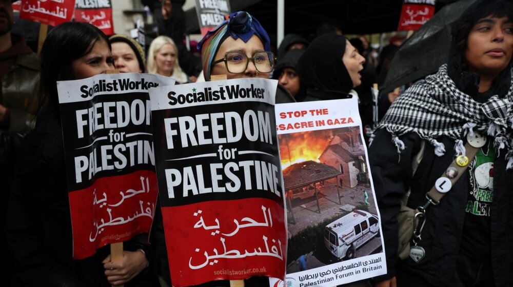 "Oslobodite Palestinu": Od Londona do Sidneja demonstranti danas pozvali na prekid bombardovanja Gaze 1