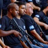 Izraelci na Zapadnoj obali se naoružavaju: "Želim da budem bezbedan" 8