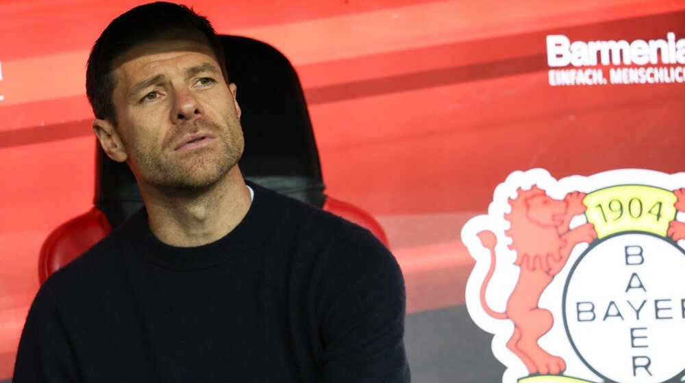 (VIDEO) Bajer drži čelo Bundeslige: Ćabi Alonso nadmašio i Topmelera i sebe 1