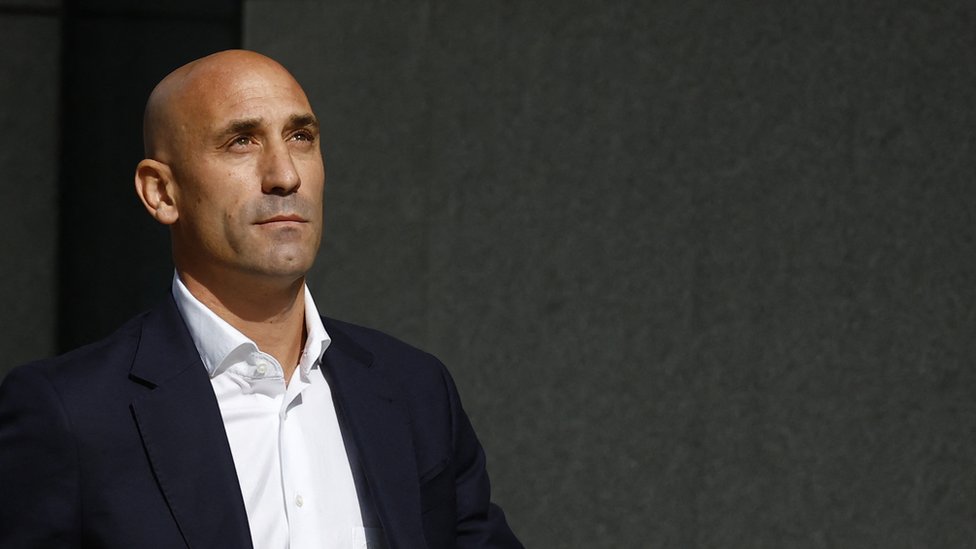 Oštra kazna FIFA: Bivšem predsedniku Fudbalskog saveza Španije trogodišnja zabrana svih aktivnosti u fudbalu 8 Luis Rubijales
