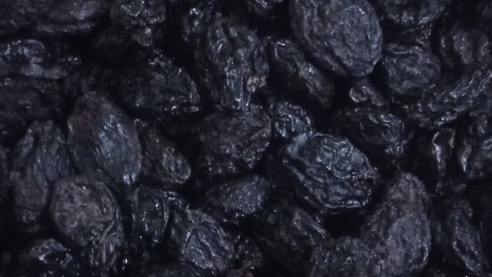 Srbija i poljoprivreda: Slab rod šljiva, voćari kažu da ne pamte lošiju godinu 2 Suve šljive