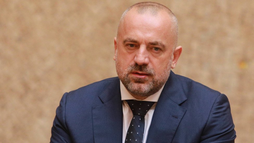 Sukobi na Kosovu: Priveden Milan Radoičić; Srbija smanjila broj trupa blizu Kosova, kaže Vučić za CNN 1 Milan Radoičić