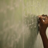 Jamajka: Više od 60 učenika u bolnici, pojeli slatkiše sa kanabisom 6