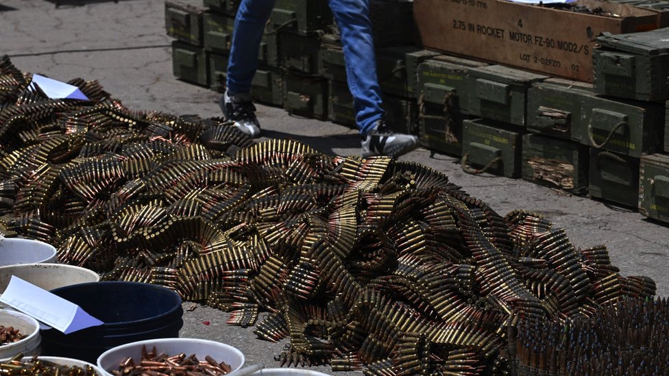 Disko, zoo vrt i arsenal oružja: Luksuzni zatvor jedne od najozloglašenijih latinoameričkih bandi 5 Ammunition found inside the prison