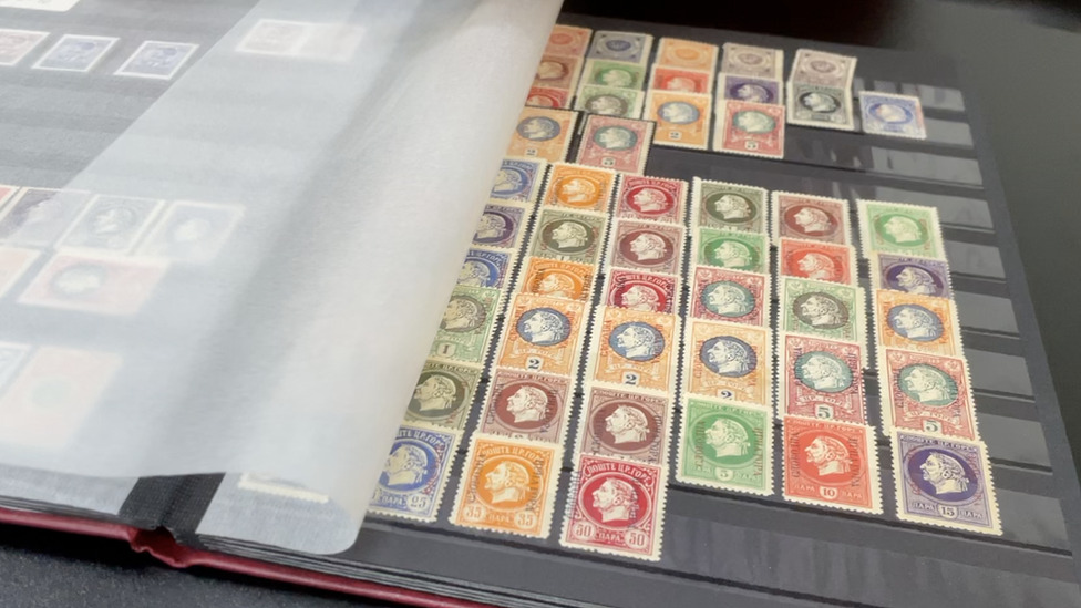 Srbija i kolekcionarstvo: Kuda ide srpska filatelija, „hobi kraljeva i kralj među hobijima" 6 Album sa markama