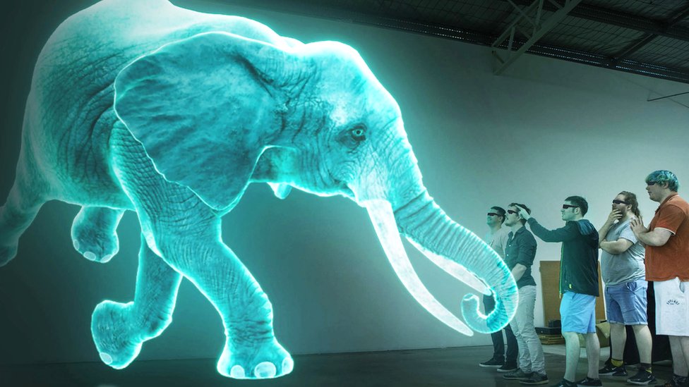 Nauka: Da li biste smeli da pomazite hologram lava - u predvorju hologramske revolucije 2 Elephant at the Hologram Zoo
