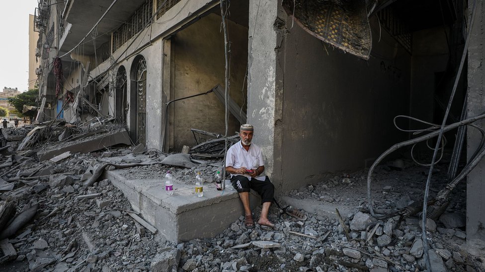 Izrael i Palestinci: Situacija u Gazi 'zastrašujuća', kaže UN, izraelske službe priznaju bezbednosne propuste, 450 dece nastadalo u Gazi, tvrde palestinski zvaničnici 1 Gaza