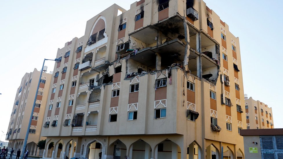 Izrael i Palestinci: Krvoproliće u Gazi - pogođen konvoj sa palestinskim civilima, među žrtvama i deca 11 Gaza, vazdušni napadi na Gazu