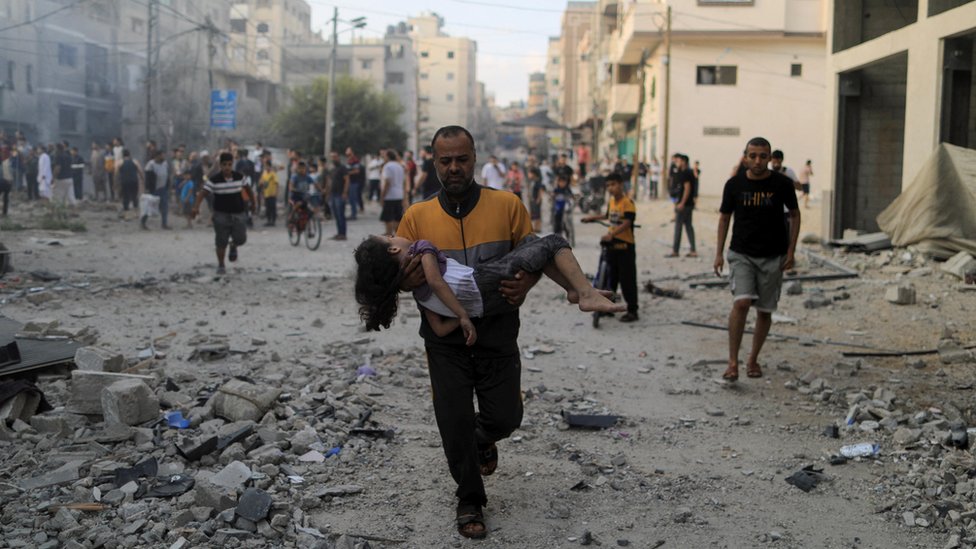 Izrael i Palestinci: Vazdušni napad u okolini prelaza Rafa, Hamas tvrdi da je gađao Jerusalim i Tel Aviv 3 Gaza, vazdušni napadi na Gazu