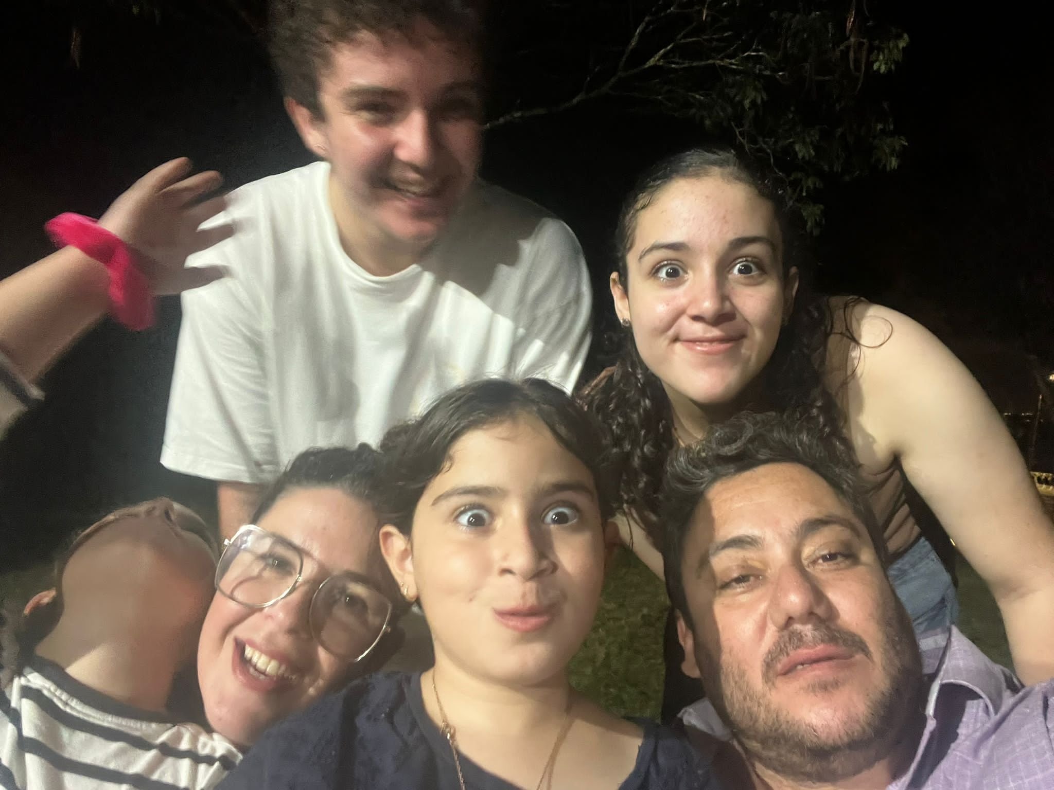 Golan Abidbol sa porodicom