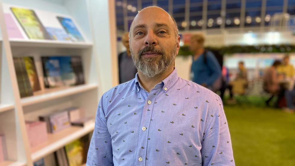 Stripovi i interseks: „Dosta je sa ćutanjem" protiv stigmatizacije interseks osoba u Srbiji 3 Interseks strip