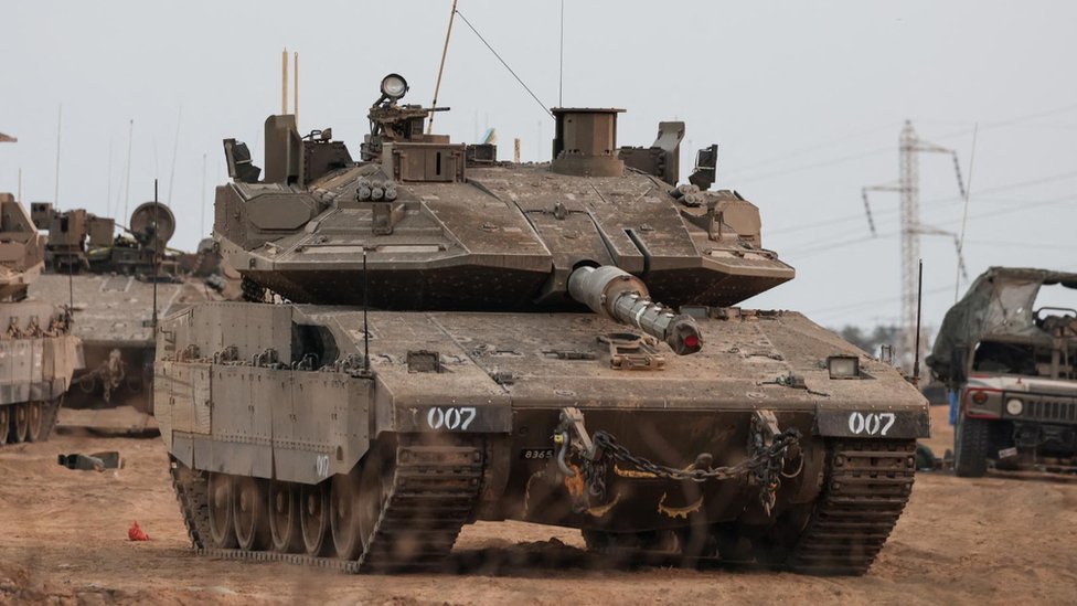 Izrael i Palestinci: Izraelski tenkovi ušli tokom noći u Pojas Gaze, napad na „Hamasove ćelije" 1 Tank