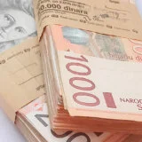 Prosečna plata u januaru 95.836 dinara 6
