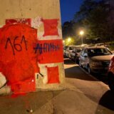 U blizini spomen sobe koja se danas otvara prefarban mural Draži Mihailoviću i ispisana poruka „antifa“ 6