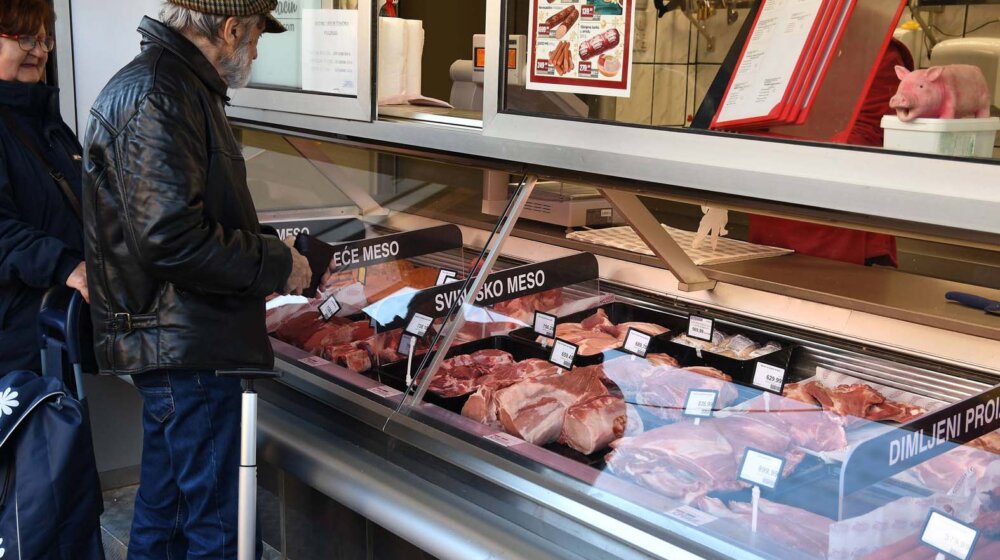 Potražnja za prasetinom, jagnjetinom i jaretinom ne jenjava: I dalje visoke cene mesa na pijacama u Nišu