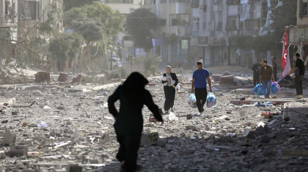 Izraelska vojska kaže da je ‘koordinirala’ s Jordanom slanje pomoći u Gazu 1