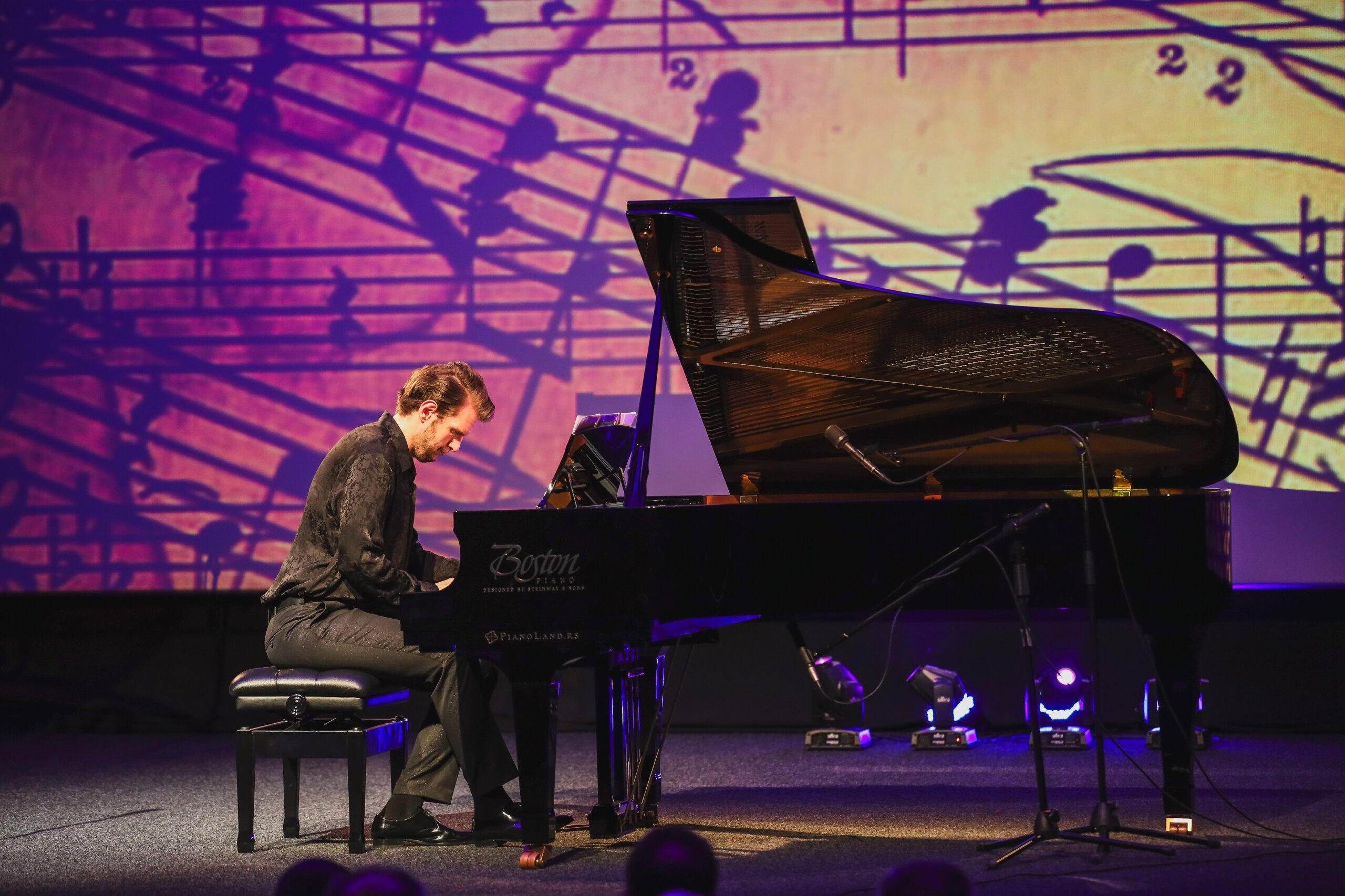 Klasika i humanost nikad ne izlaze iz mode: Karavan "Sa Mozzartom na krilima muzike" stiže u Suboticu 2