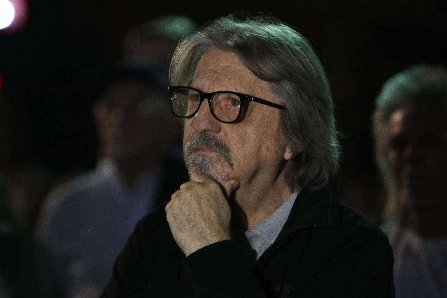 Kako je izgledao 24. protest „Srbija protiv nasilja“ (FOTO) 6 Kako je izgledao 24. protest „Srbija protiv nasilja“ (FOTO) 6