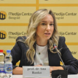 Troje kandidata iz Srbije nominovano za najbolji naučno-istraživački rad na međunarodnom konkursu, među njima i profesorka Ana Banko 7