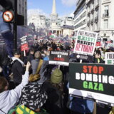 Masovan miting podrške Palestincima ispred BBC-a u centru Londona 13