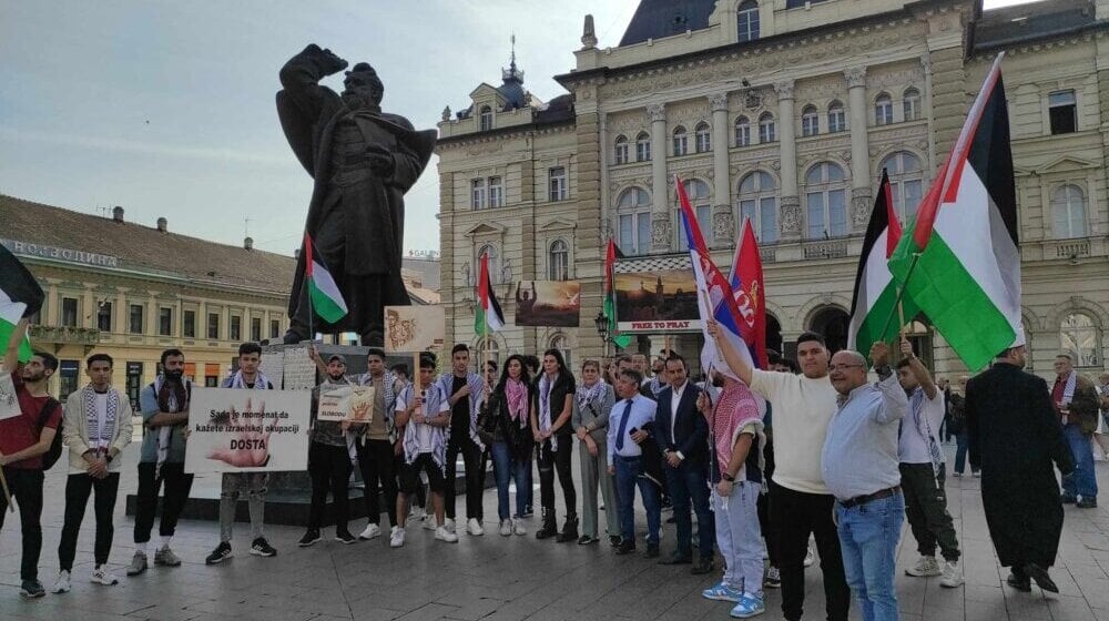 Protest u znak podrške Palestini u Novom Sadu 1