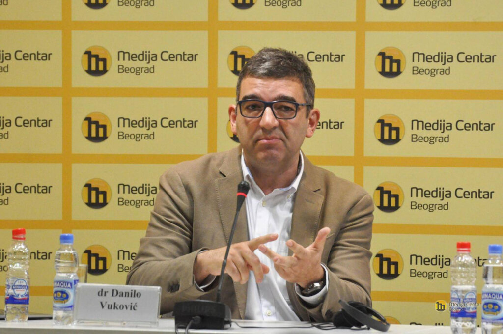 Profesor Pravnog fakulteta: Vučićev plan u pet tačaka je marketinška reakcija na krizu 2 Profesor Pravnog fakulteta: Vučićev plan u pet tačaka je marketinška reakcija na krizu 2