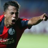 Nema radovanja pešice: Igrač San Lorenca se kvalifikovao da vozi sanitet (VIDEO) 4