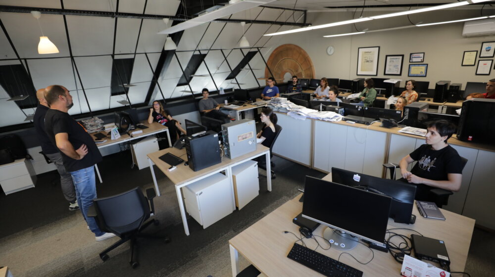 Danasova škola novinarstva