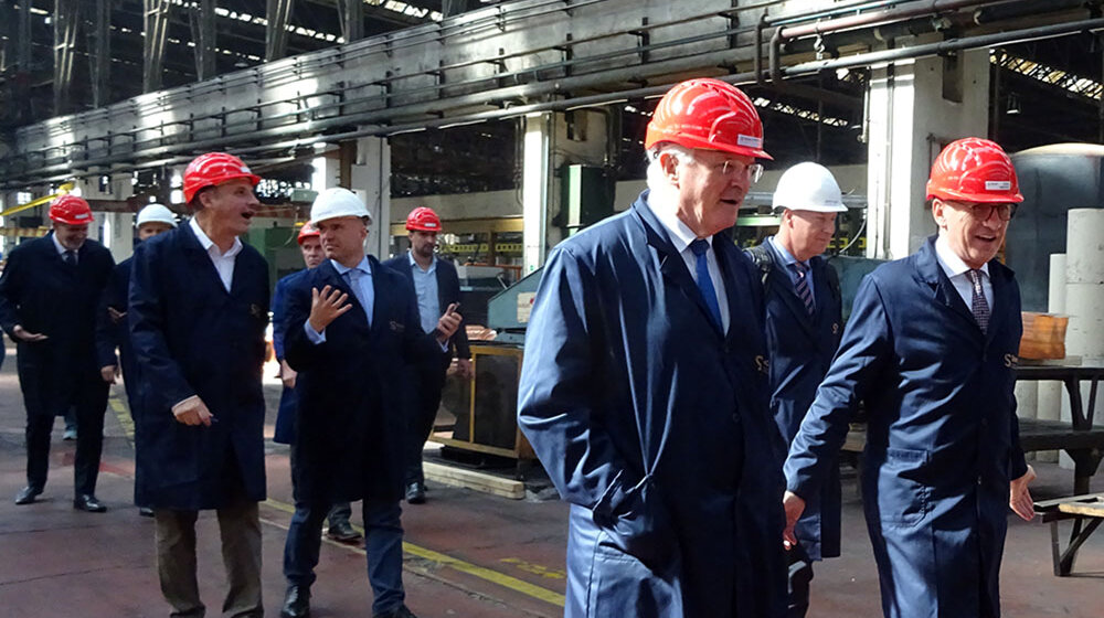 Američki ambasador u poseti Valjaonici bakra u Sevojnu 1