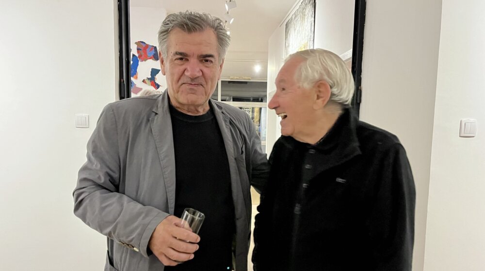 Milovan Destil Marković i Ješa Denegri vode kroz izložbu u Modernoj galeriji Beograd 1