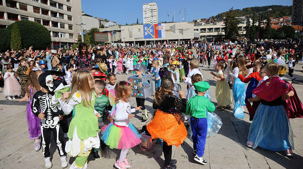 Dečji maskenbal povodom Dana Užica 1