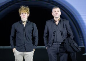 Kiril Serebrenikov "objavljuje rat svakom gmazu što komotno spava, svakom odanom keru što brani bahatu vlast!" 4