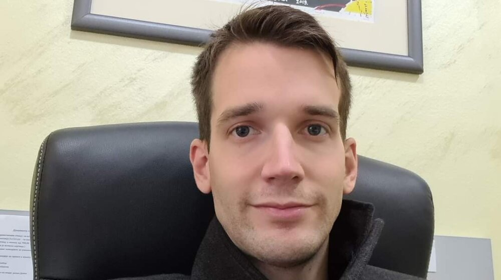 Mladi glumac Nikola Popović o pozivu za život i transplantaciji bubrega: Od “zašto baš ja” do “nije tako loše biti Nikola” 1