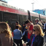 Velike gužve na mnogim stajalištima u Beogradu 8