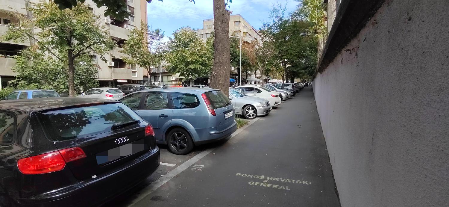 Uvredljive poruke na račun opozicionih političara u Resavskoj ulici (FOTO) 4 Uvredljive poruke na račun opozicionih političara u Resavskoj ulici (FOTO) 4