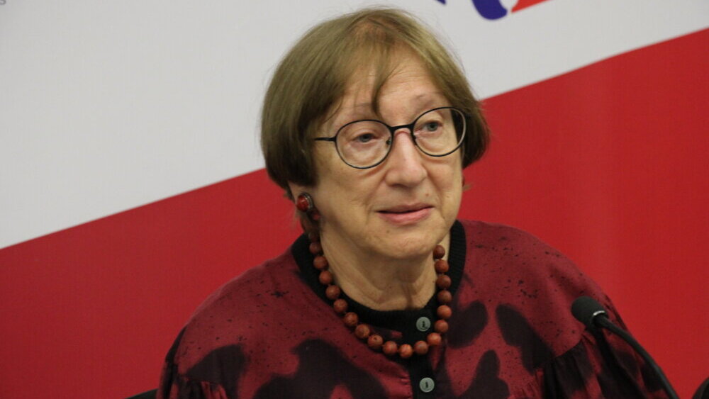 Rektor Đokić i Zoran Kesić na meti režima: Vlast krije ko piše grafite mržnje, jer stoji iza njih 6