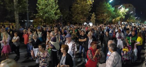 Završen 24. protest "Srbija protiv nasilja": Građani i deo opozicije ukazali na loš rad tužilaštva (FOTO) 8