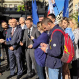 Nije samo banalno već je i zdravo promeniti vlast u Srbiji: Novi DSS počeo kampanju u Knez Mihailovoj ulici u Beogradu 5