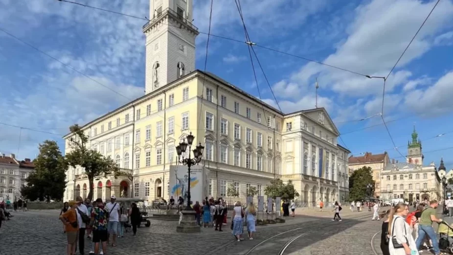 Četrdeset osam sati u Lavovu 1