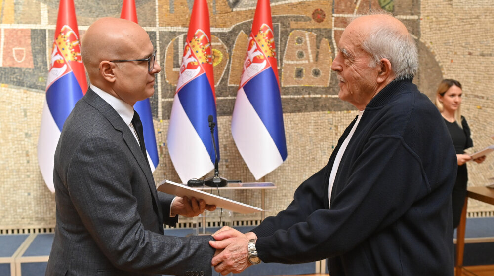 Dodeljeni ugovori izbegličkim porodicama za 71 kupljeni stan u Beogradu 1