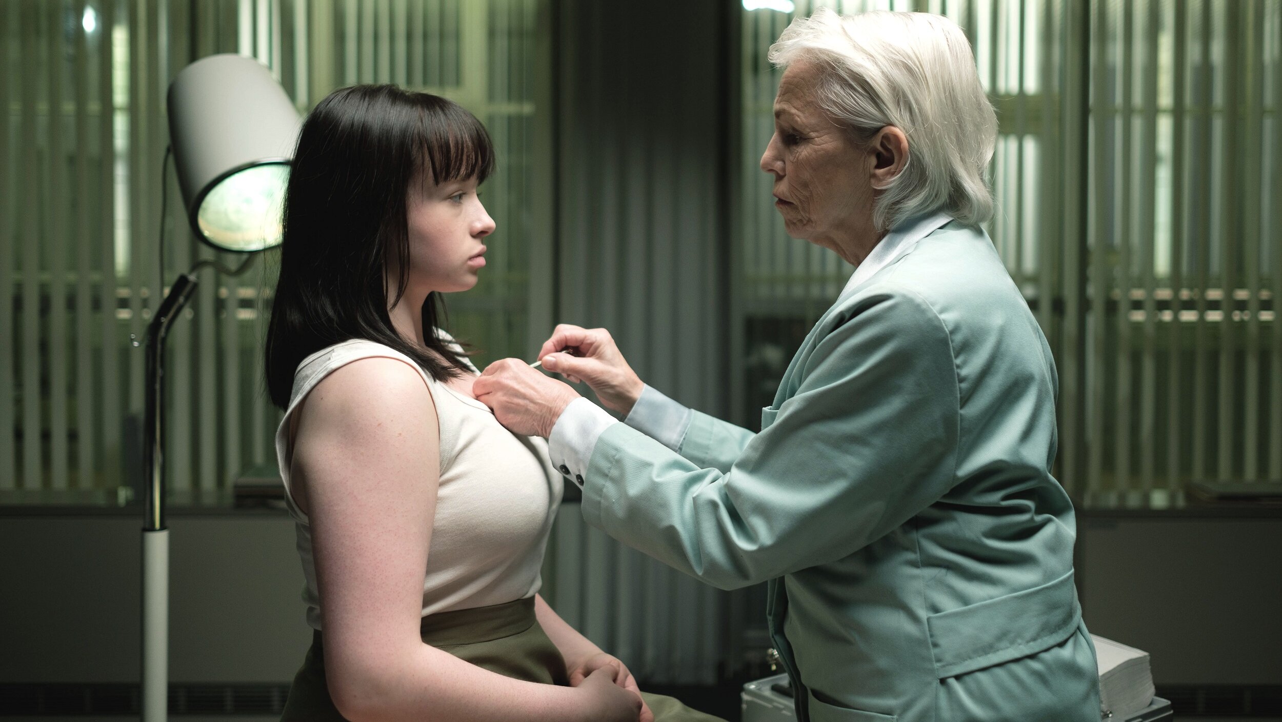 Detalj iz kadra filma "Obični"