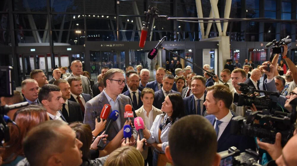 Otvorena železnička stanica "Beograd centar": Vučić poručio da "Prokop postaje novi centar grada" (VIDEO,FOTO) 1