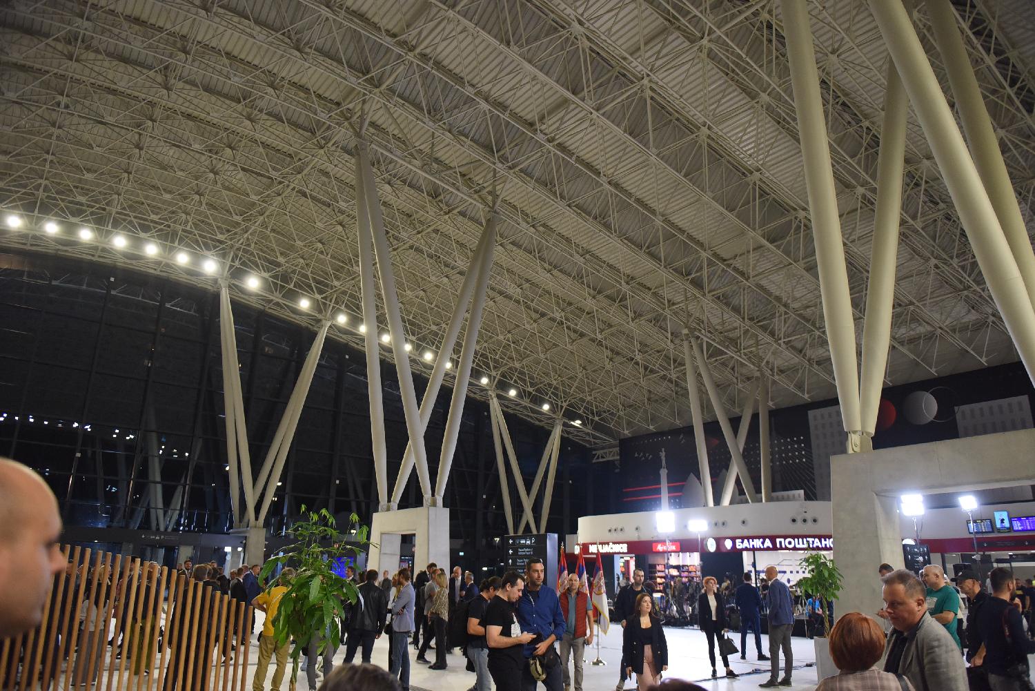 Otvorena železnička stanica "Beograd centar": Vučić poručio da "Prokop postaje novi centar grada" (VIDEO,FOTO) 5