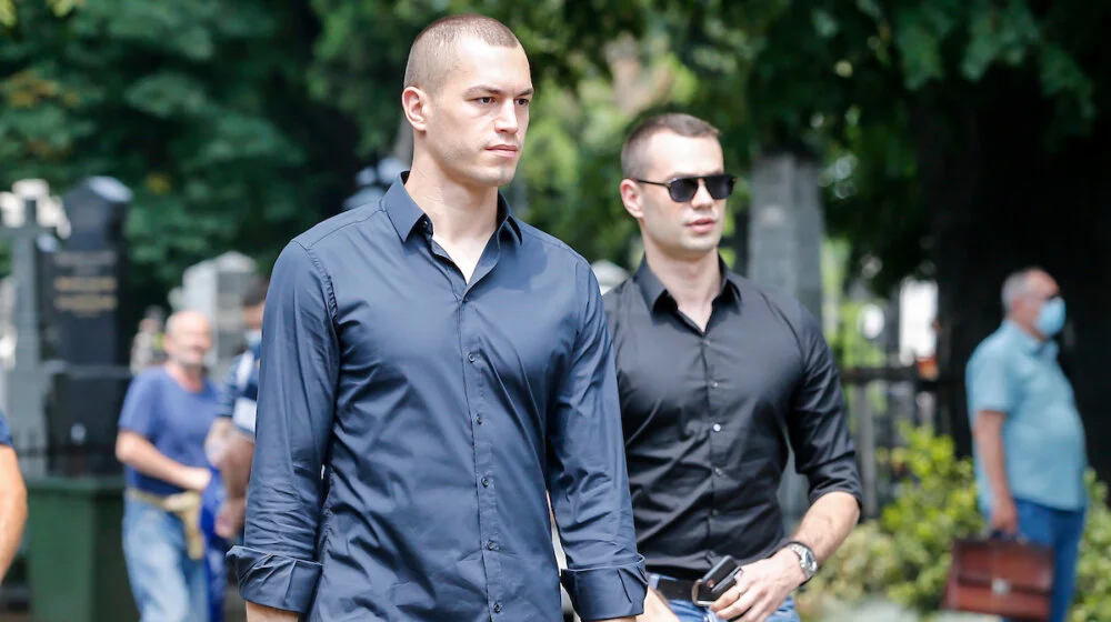 Danas saznaje: Privedeni sinovi generalnog direktora Crvene Zvezde Kostadin i Nikša Terzić, saslušanje u toku 1