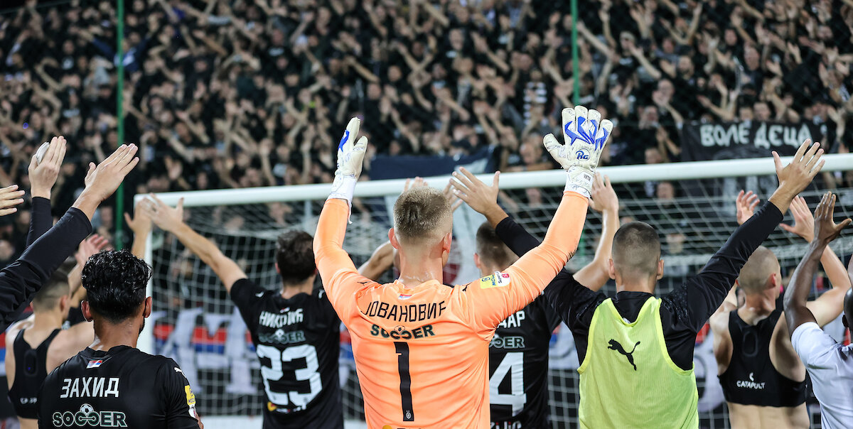 Partizan preuzeo prvo mesto na tabeli Superlige, crno-beli u Kruševcu zabeležili sedmu uzastopnu pobedu u prvenstvu 2 Partizan preuzeo prvo mesto na tabeli Superlige, crno-beli u Kruševcu zabeležili sedmu uzastopnu pobedu u prvenstvu 2