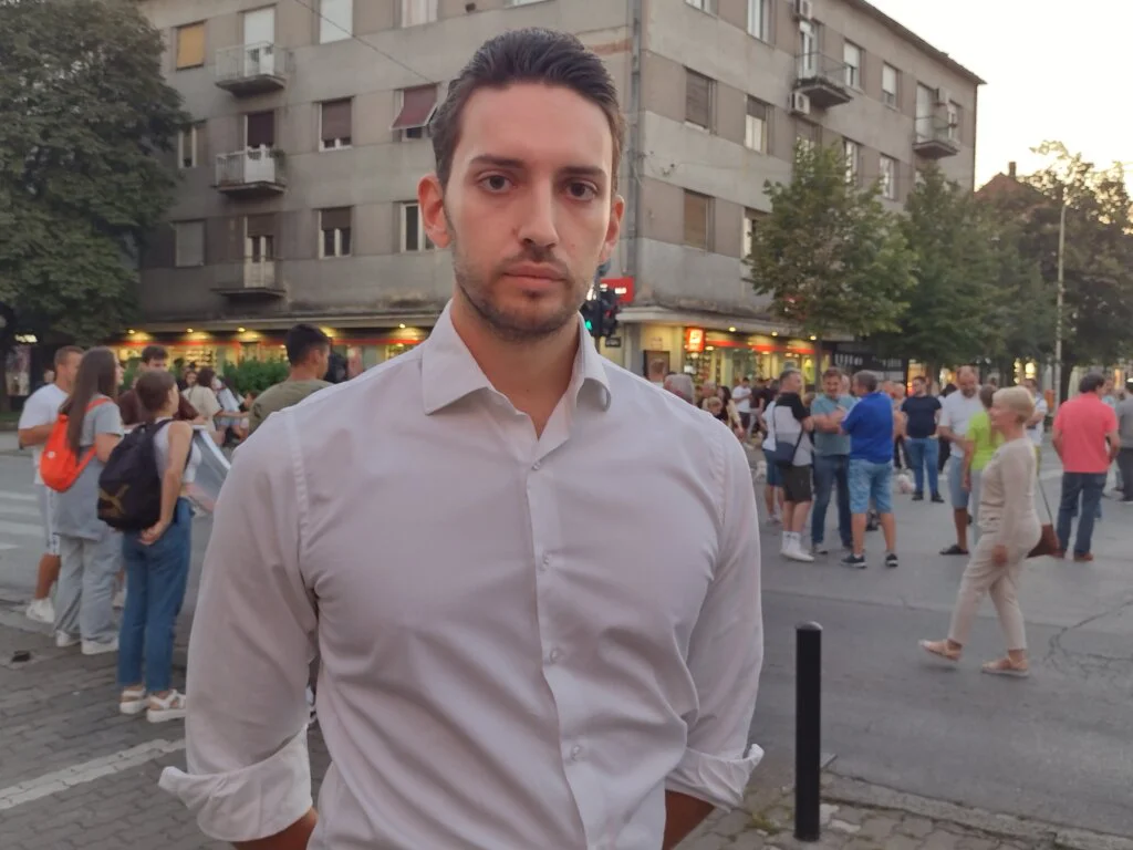 Kad će se zaleteti predizborna kampanja Srbija protiv nasilja? 4