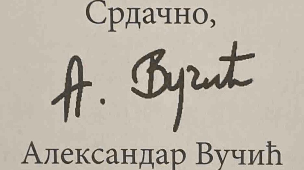 Vita jela, zelen bor, čekam u glasačkim kutijama 17. decembra brzi odgovor: Od predsednika Vučića penzionerima s ljubavlju - direktnom poštom (FOTO) 1